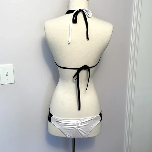 Victoria’s Secret Bikini 👙 - Picture 4 of 7